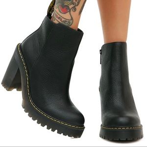 Doc Martens Magdalena Chelsea Boots